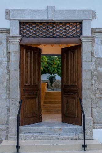 The Courtyard Episkopi Guest Houses