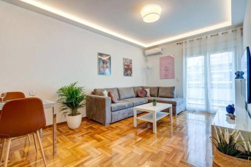 Гостиная зона в Koukaki lux 2BD 1master ap next to Acropolis