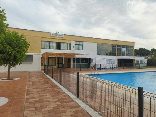 The swimming pool at or close to Estudio Taupe