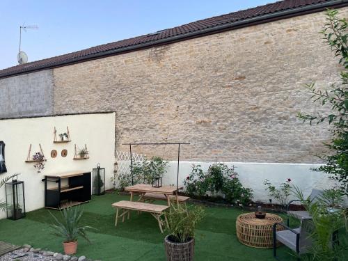 Un jardín fuera de Le Chaumontais Écolo et sa terrasse privée