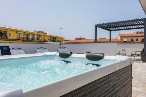 The swimming pool at or close to Rooftop Parthenopeo Contemporary Rooms