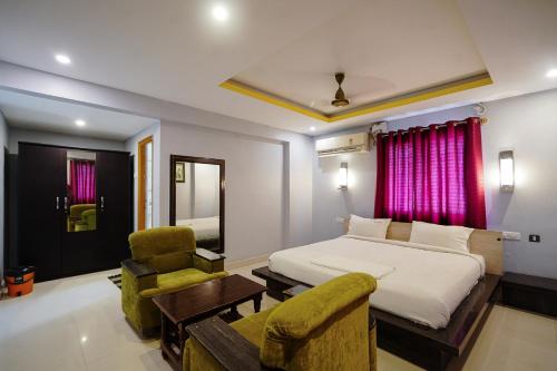 Giường trong phòng chung tại Hotel Sai Golden Rooms Deluxe