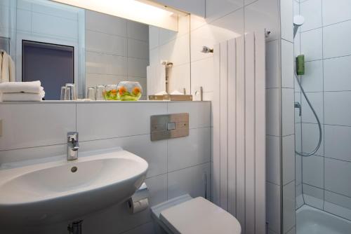 A bathroom at Hotel Parc Belle-Vue