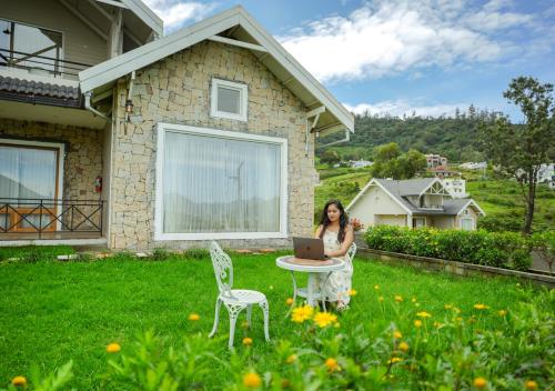 Vrt pred nastanitvijo AJ Gable Clouds Ooty by VOYE HOMES - Serene Stay Near Avalanche Emerald Lake