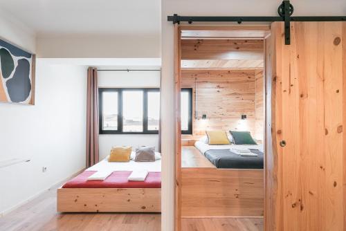 Foto da galeria de GuestReady - Contemporary cabin in Santos Pousada em Porto