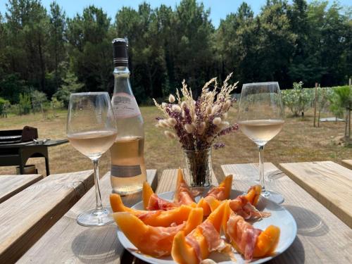 Pića u objektu Escapade idéale maison spacieuse entre nature et sérénité