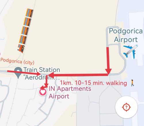 um mapa do aeroporto com uma estação ferroviária em In Apartments AirPort em Mitrovići