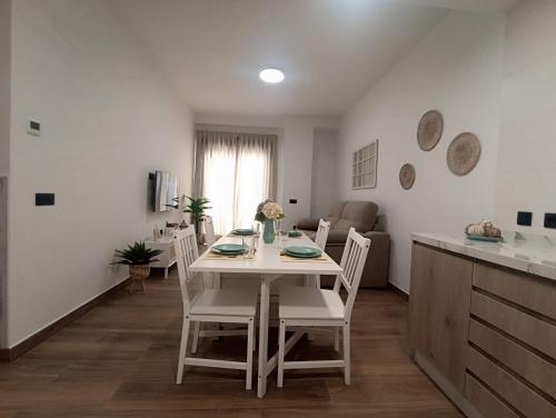 Apartamento nuevo céntrico con Aparcamiento privado Incluido休息區