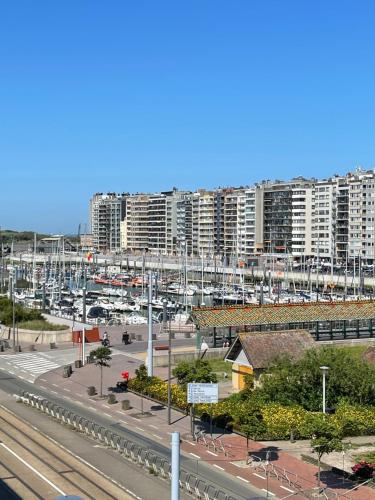 Cảnh Blankenberge hoặc tầm nhìn thành phố từ căn hộ