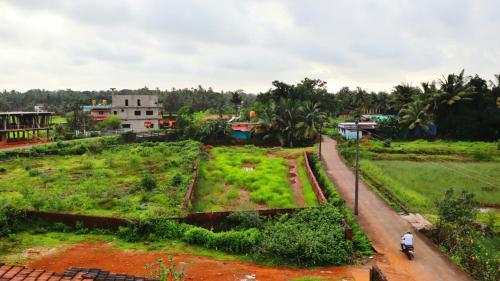 สวนหย่อมนอก Family homestay murdeshwar