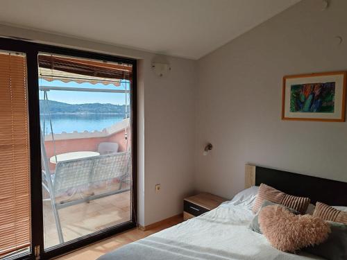 Voodi või voodid majutusasutuse Apartments & Rooms Krecak Sibenik toas