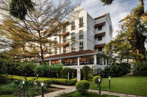 Taman di luar Four Points by Sheraton Arusha, The Arusha Hotel