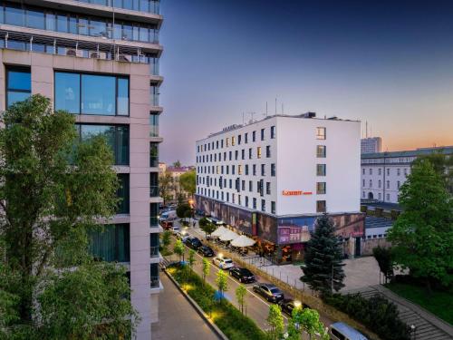 a view of a city street with a building at Mercure Lublin Centrum in Lublin