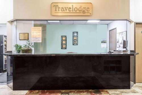 Chứng chỉ, giải thưởng, bảng hiệu hoặc các tài liệu khác trưng bày tại Travelodge by Wyndham Longmont