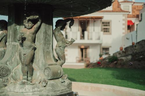 Collares Sintra Petit Palais