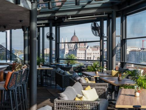 Hotel Clark Budapest - Adults Only tesisinde bir oturma alanı