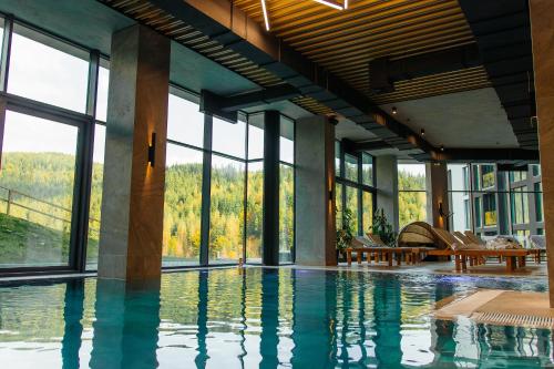 Sundlaugin á Rest&Ski Spa Resort eða í nágrenninu