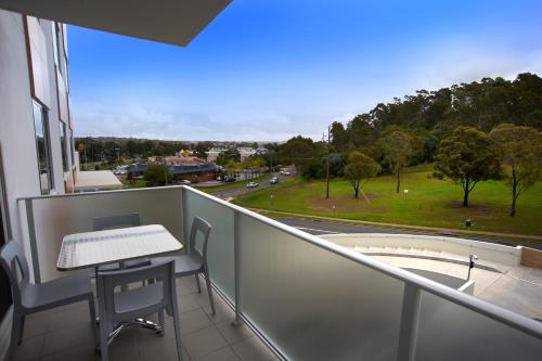 Balcony o terrace sa Quest Campbelltown