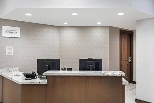 Lobbyn eller receptionsområdet på TownePlace Suites by Marriott Austin Northwest The Domain Area