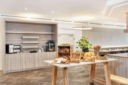 Dapur atau dapur kecil di H+ Hotel Frankfurt Airport West