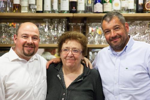 Os clientes hospedados em Hotel Crosal