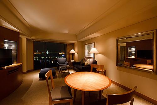 Televisyen dan/atau pusat hiburan di The Yokohama Bay Hotel Tokyu