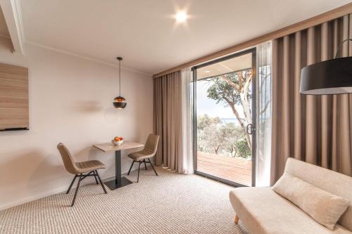 Zona d'estar a The River Suites, Kangaroo Island