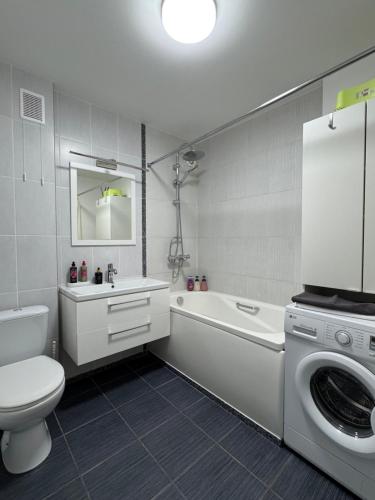 Un baño de APARTMENTS IN THE CITY CENTER BIRŽAI Vytauto g22