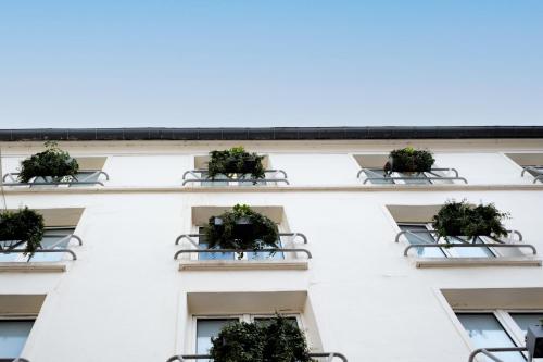 Balkon ili terasa u objektu Kyriad Paris 10 - Canal Saint Martin - République