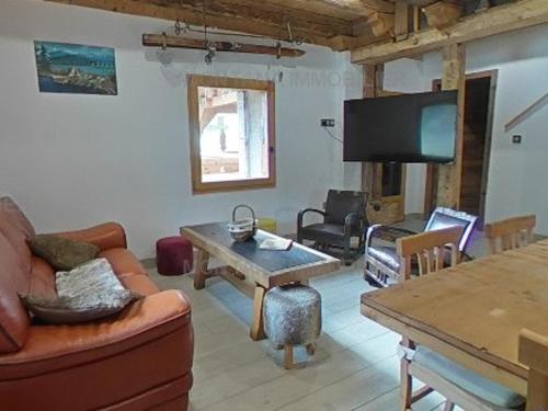 Un lugar para sentarse en Duplex spacieux 10-12 pers. avec terrasse aux Aravis - FR-1-458-208