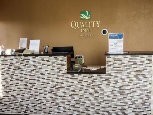 Certifikát, hodnocení, plakát nebo jiný dokument vystavený v ubytování Quality Inn