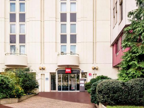 Fasada ili ulaz u objekt ibis Nantes Centre Gare Sud