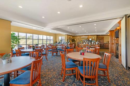 Restoran atau tempat lain untuk makan di Best Western White House Inn