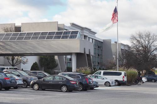 Galería fotográfica de Holiday Inn Harrisburg I-81 Hershey Area, an IHG Hotel en Grantville