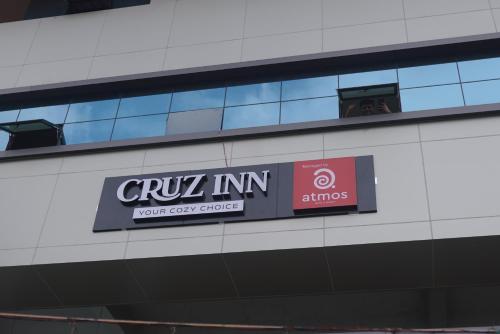 Сертифікат, нагорода, вивіска або інший документ, виставлений в Cruz Inn calicut