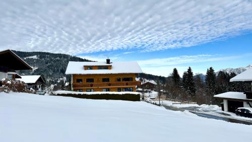 Alpen Lodge Riezlern v zimě