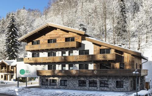 O vedere generală la munți sau o vedere la munte luată de la acest hotel