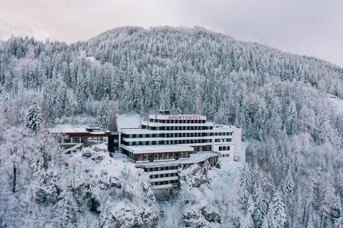 Sporthotel am Semmering talvel