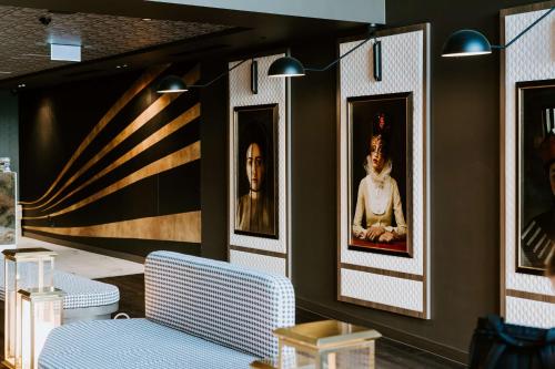 Katil atau katil-katil dalam bilik di The Motley Hotel Richmond, Tapestry Collection by Hilton