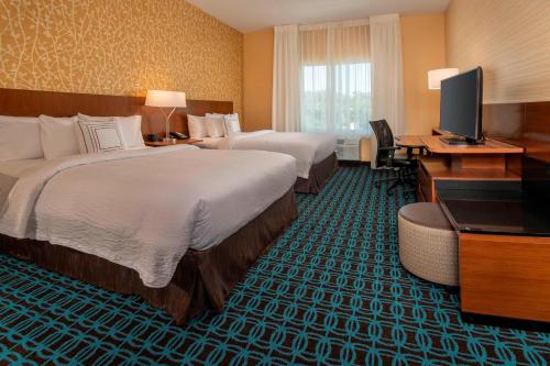 Katil atau katil-katil dalam bilik di Fairfield Inn & Suites by Marriott Harrisburg International Airport