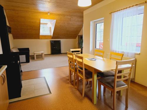 Atpūtas zona naktsmītnē Apartment Šumava Kaskady