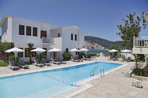 Πισίνα στο ή κοντά στο Skopelos Village Hotel