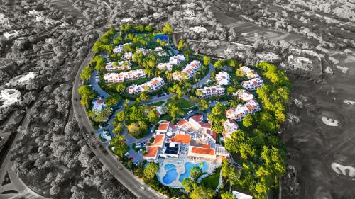 Άποψη από ψηλά του Four Seasons Country Club