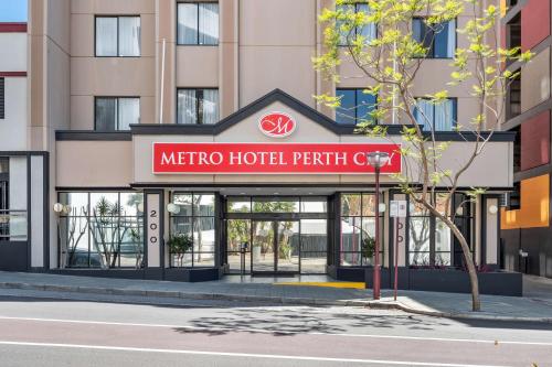 Palkinto, sertifikaatti, kyltti tai muu asiakirja, joka on esillä majoituspaikassa Metro Hotel Perth City