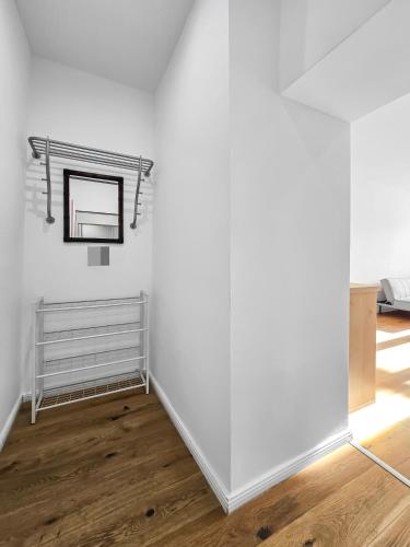 Un pat sau paturi într-o cameră la 3Bedrooms for 6