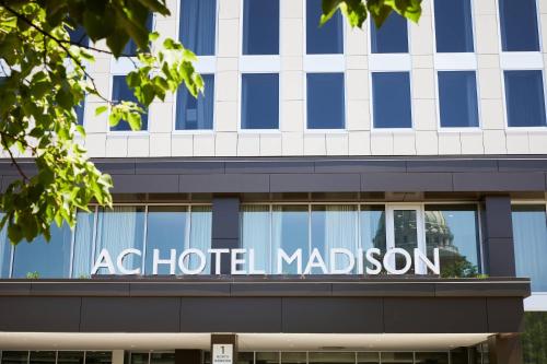 Снимка в галерията на AC Hotel by Marriott Madison Downtown в Мадисън