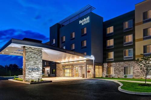 Fairfield Inn & Suites by Marriott Selinsgrove في سيلينسغروف: واجهة الفندق