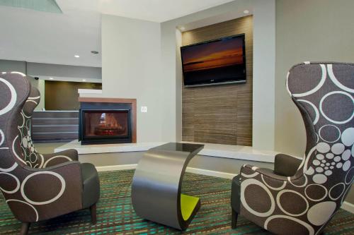 พื้นที่นั่งเล่นของ Residence Inn Colorado Springs South