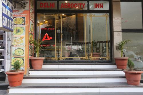 Fasada ili ulaz u objekat Hotel Delhi Aerocity Inn