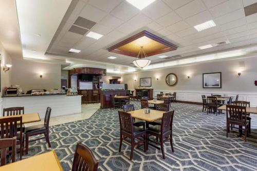 Nhà hàng/khu ăn uống khác tại Best Western Plus Orillia Hotel